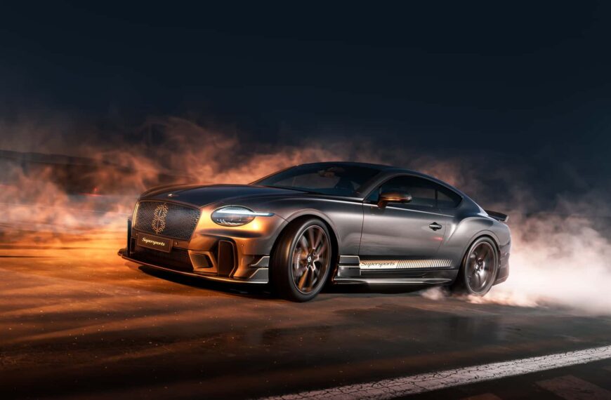 Bentley Continental GT Supersports front view with new aero package and large rear wing.