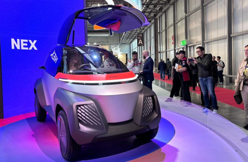 Hero NEX 3 two-seater micro electric vehicle showcased under the Vida Novus range