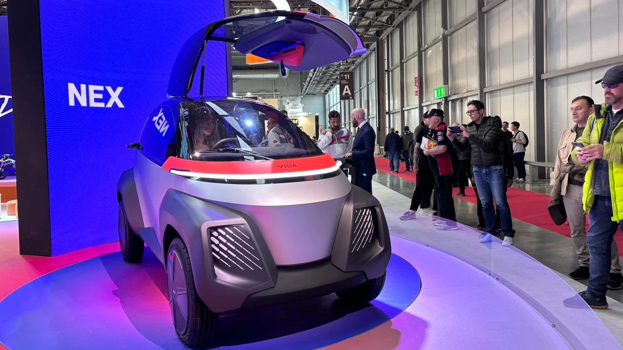 Hero NEX 3 two-seater micro electric vehicle showcased under the Vida Novus range